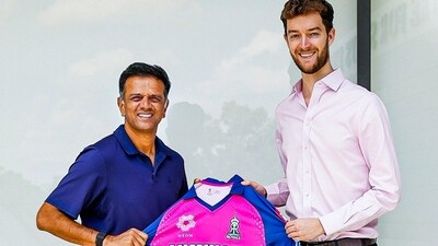Look who's back: Rahul Dravid return to Rajasthan Royals next year as their head coach. (PTI) Look who's back: Rahul Dravid return to Rajasthan Royals next year as their head coach. (PTI)