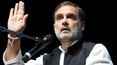 Texas: LoP in Lok Sabha and Congress MP Rahul Gandhi addresses the Indian Diaspora, at Dallas in Texas, USA. (PTI Photo) (PTI) Texas: LoP in Lok Sabha and Congress MP Rahul Gandhi addresses the Indian Diaspora, at Dallas in Texas, USA. (PTI Photo) (PTI)