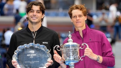 Taylor Fritz, of the United States, and Jannik Sinner, of Italy, pose of a photo. (AP) Taylor Fritz, of the United States, and Jannik Sinner, of Italy, pose of a photo. (AP)