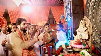 With politicians making a beeline for Ganpati pandals to connect with voters ahead of the assembly elections, Pune traffic is likely to go for a toss, especially in the city’s old areas. (HT) With politicians making a beeline for Ganpati pandals to connect with voters ahead of the assembly elections, Pune traffic is likely to go for a toss, especially in the city’s old areas. (HT)
