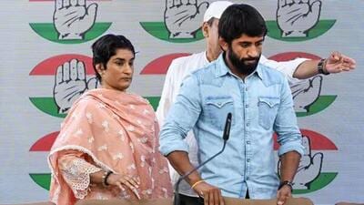 Wrestlers Vinesh Phogat and Bajrang Punia joined the Congress party on Friday ahead of the Haryana assembly elections. (Vipin Kumar/HT Photo) Wrestlers Vinesh Phogat and Bajrang Punia joined the Congress party on Friday ahead of the Haryana assembly elections. (Vipin Kumar/HT Photo)