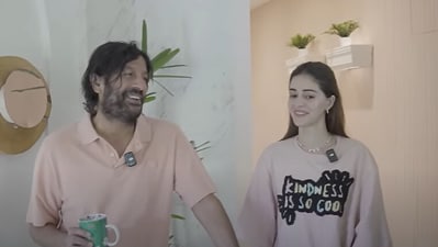 Chunky Panday and Ananya Panday were recently seen in Farah Khan's Vlog. Chunky Panday and Ananya Panday were recently seen in Farah Khan's Vlog.