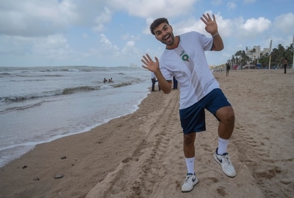 Younes Zarou at Juhu beach Younes Zarou at Juhu beach