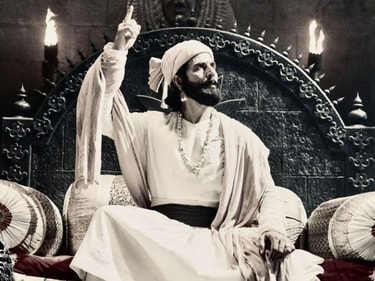 Akshay Kumar will play Chhatrapati Shivaji in Mahesh Manjrekar's Vadat Marathe Veer Daudale Saat.