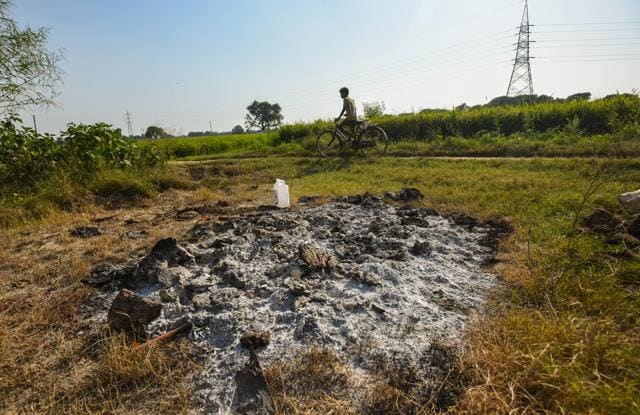 The spot where the body of the victim was cremated in Bool Garhi, Hathras, Uttar Pradesh. (HT Archive) The spot where the body of the victim was cremated in Bool Garhi, Hathras, Uttar Pradesh. (HT Archive)