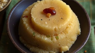Try these halwa delicacies that can be made at home to offer as prasad to Bappa Try these halwa delicacies that can be made at home to offer as prasad to Bappa