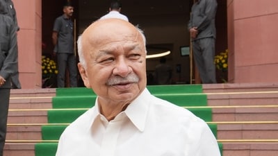 Sushilkumar Shinde served as the Union home minister from 2012 to 2014. (PTI file) Sushilkumar Shinde served as the Union home minister from 2012 to 2014. (PTI file)