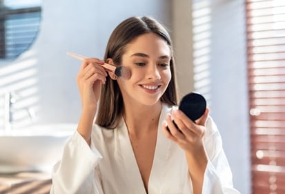 Make sure you choose smudge-proof products. (Shutterstock) Make sure you choose smudge-proof products. (Shutterstock)