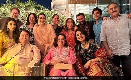 Kareena Kapoor and Saif Ali Khan with the Kapoor family. (File Photo) Kareena Kapoor and Saif Ali Khan with the Kapoor family. (File Photo)