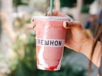 One of Erewhon's most popular smoothies - Hailey Bieber's Strawberry Glaze Skin Smoothie(instagram)
