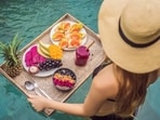 Know the four golden rules that can help us manage vacation indulgence. Know the four golden rules that can help us manage vacation indulgence.