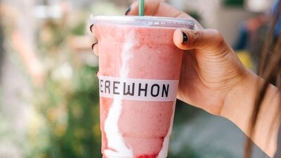One of Erewhon's most popular smoothies - Hailey Bieber's Strawberry Glaze Skin Smoothie (instagram) One of Erewhon's most popular smoothies - Hailey Bieber's Strawberry Glaze Skin Smoothie (instagram)