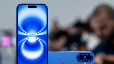 The Apple iPhone 16 plus during an event at Apple Park campus in Cupertino, California, US. (Bloomberg) The Apple iPhone 16 plus during an event at Apple Park campus in Cupertino, California, US. (Bloomberg)