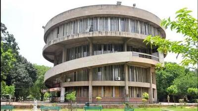 As per sources, Chandigarh’s Panjab University would have issued the advertisement for the new posts of mental health counsellors earlier but there was a technical glitch regarding the money to be used to pay them and also regarding which office will appoint them. (HT Photo)