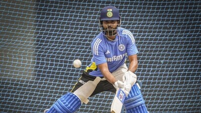 Shreyas Iyer has failed to make a place in the squad for the first Test against Bangladesh. (HT_PRINT) Shreyas Iyer has failed to make a place in the squad for the first Test against Bangladesh. (HT_PRINT)