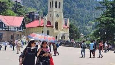 The weather office in Shimla has sounded a yellow alert for Thursday of heavy rainfall in various districts of the state, including Shimla, Solan, Mandi and Sirmaur. (HT Photo)