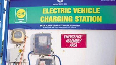 BESCOM has also launched an innovative AI-based customer support bot called https://ev.bot powered by Pulse Energy. (Pradeep Gaur/ Mint File Photo) BESCOM has also launched an innovative AI-based customer support bot called https://ev.bot powered by Pulse Energy. (Pradeep Gaur/ Mint File Photo)