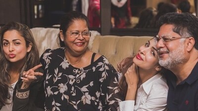 Malaika Arora and Amrita Arora with their parents. (Instagram/File Photo) Malaika Arora and Amrita Arora with their parents. (Instagram/File Photo)