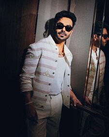 Blending tradition with modernity, he shines in a threadwork jacket paired with a vest and beige pants (Abhishek Gaikwad) Blending tradition with modernity, he shines in a threadwork jacket paired with a vest and beige pants (Abhishek Gaikwad)