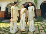 Ha Ji-won, Ahn Jae-hong and Kim Dae-ho are shooting for Massage Road in India. Ha Ji-won, Ahn Jae-hong and Kim Dae-ho are shooting for Massage Road in India.