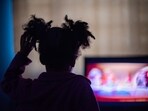 According to a study, too much screen exposure can lead to poor language skills in kids. 