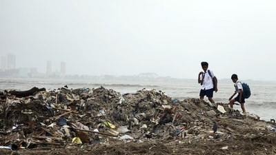 Mumbai, India. July 26, 2024: Plastic and other waste on Mahim beach after high tides. Throughout the monsoon season, trash thrown into the sea is repeatedly washed ashore by waves from the Arabian Sea. July 26, 2024. (Photo by Raju Shinde/HT Photo) Mumbai, India. July 26, 2024: Plastic and other waste on Mahim beach after high tides. Throughout the monsoon season, trash thrown into the sea is repeatedly washed ashore by waves from the Arabian Sea. July 26, 2024. (Photo by Raju Shinde/HT Photo)