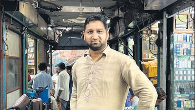 Abdul Hadi outside his machine tools shop in Meena Bazar. (HT Photo) Abdul Hadi outside his machine tools shop in Meena Bazar. (HT Photo)