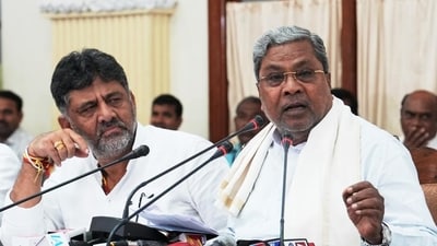Karnataka Chief Minister Siddaramaiah and Deputy Chief Minister DK Shivakumar. (File) (HT_PRINT) Karnataka Chief Minister Siddaramaiah and Deputy Chief Minister DK Shivakumar. (File) (HT_PRINT)