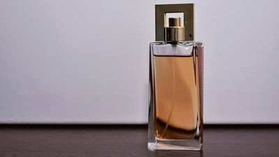 Experience the allure of long-lasting men’s perfumes that linger throughout the day. (Pexels) Experience the allure of long-lasting men’s perfumes that linger throughout the day. (Pexels)