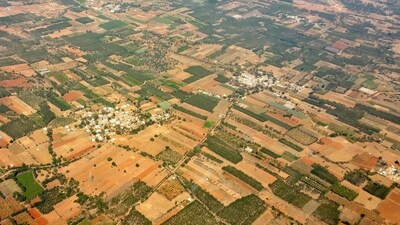 Birla Estates, the real estate venture of the Aditya Birla Group, has acquired a land parcel in Kalwa near Mumbai for ₹537.42 crore, (Picture for representational purposes only) (Pexels) Birla Estates, the real estate venture of the Aditya Birla Group, has acquired a land parcel in Kalwa near Mumbai for ₹537.42 crore, (Picture for representational purposes only) (Pexels)