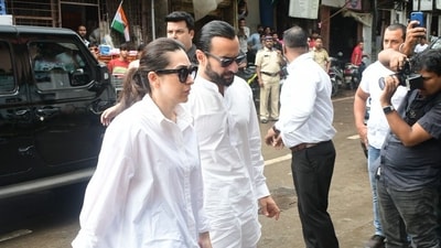 Kareena Kapoor was joined by actor-husband Saif Ali Khan as well as her sister, Karisma Kapoor, at Anil Mehta's funeral in Mumbai on Thursday. Kareena and Karisma are very close to Malaika Arora and her sister, Amrita Arora. Kareena Kapoor was joined by actor-husband Saif Ali Khan as well as her sister, Karisma Kapoor, at Anil Mehta's funeral in Mumbai on Thursday. Kareena and Karisma are very close to Malaika Arora and her sister, Amrita Arora.