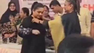 Ally and rival critique Sena MLA’s burqa dole in Byculla