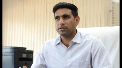 District election officer Nishant Kumar Yadav said that candidates have until Monday, September 16, to withdraw their nominations. Following this, the remaining candidates will be allocated their election symbols at 3pm on the same day. (FILE PHOTO) District election officer Nishant Kumar Yadav said that candidates have until Monday, September 16, to withdraw their nominations. Following this, the remaining candidates will be allocated their election symbols at 3pm on the same day. (FILE PHOTO)
