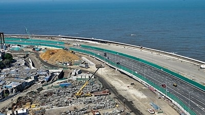 The Coastal Road project is expected to benefit areas like Nariman Point, Cuffe Parade, Churchgate, Mumbai Central, Worli among several other areas of south Mumbai and Central Mumbai directly. ( (Photo by Raju Shinde/HT Photo)) The Coastal Road project is expected to benefit areas like Nariman Point, Cuffe Parade, Churchgate, Mumbai Central, Worli among several other areas of south Mumbai and Central Mumbai directly. ( (Photo by Raju Shinde/HT Photo))
