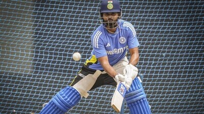 Shreyas Iyer during a practice session. (PTI) (HT_PRINT) Shreyas Iyer during a practice session. (PTI) (HT_PRINT)