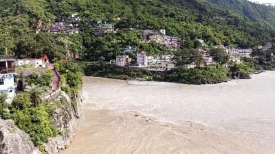 The water level of the Alaknanda River has risen considerably following incessant rainfall in Uttarakhand. (ANI Photo) The water level of the Alaknanda River has risen considerably following incessant rainfall in Uttarakhand. (ANI Photo)