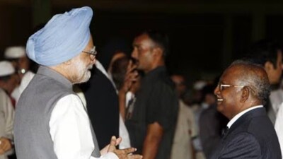 BJP's ‘Iftar party’ counter to Opposition amid row over PM Narendra Modi's visit to CJI Chandrachud home for Ganesh Puja BJP's ‘Iftar party’ counter to Opposition amid row over PM Narendra Modi's visit to CJI Chandrachud home for Ganesh Puja