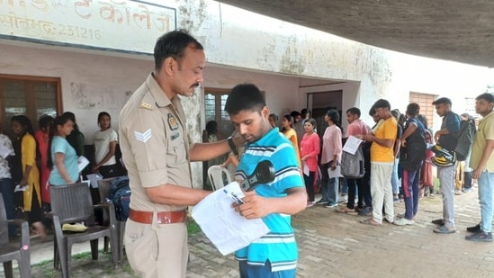 UP Police Constable Answer Key 2024 Live: The board is releasing answer keys in phases (HT Photos) UP Police Constable Answer Key 2024 Live: The board is releasing answer keys in phases (HT Photos)