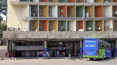 Kashmere Gate ISBT. (PTI) Kashmere Gate ISBT. (PTI)