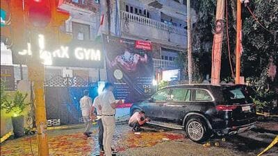 The accused allegedly fired at the gym owner and while leaving, also fired at his Mercedes car. (HT Photo) The accused allegedly fired at the gym owner and while leaving, also fired at his Mercedes car. (HT Photo)