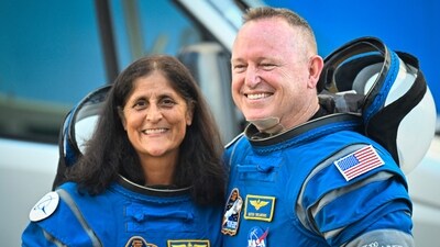 NASA astronauts Butch Wilmore (R) and Suni Williams, wearing Boeing spacesuits, depart the Neil A. Armstrong Operations and Checkout Building at Kennedy Space Center for Launch Complex 41 at Cape Canaveral Space Force Station in Florida to board the Boeing CST-100 Starliner spacecraft for the Crew Flight Test launch , on June 5, 2024. (AFP) NASA astronauts Butch Wilmore (R) and Suni Williams, wearing Boeing spacesuits, depart the Neil A. Armstrong Operations and Checkout Building at Kennedy Space Center for Launch Complex 41 at Cape Canaveral Space Force Station in Florida to board the Boeing CST-100 Starliner spacecraft for the Crew Flight Test launch , on June 5, 2024. (AFP)