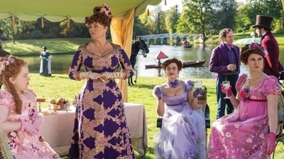 With vibrant costumes and a focus on the marriage market, “Bridgerton” positions itself as a modern period drama With vibrant costumes and a focus on the marriage market, “Bridgerton” positions itself as a modern period drama