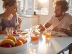 Nutritionist lists 4 food items she would never have for breakfast 