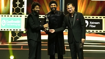 Taking to Instagram, the official account of SIIMA Awards shared a photo of Nani. The caption read, "The Natural Star, @nameisnani, takes home the award for Best Actor (Telugu) in a Leading Role at SIIMA 2024! His extraordinary talent and dedication shine through in every scene of Dasara." Taking to Instagram, the official account of SIIMA Awards shared a photo of Nani. The caption read, "The Natural Star, @nameisnani, takes home the award for Best Actor (Telugu) in a Leading Role at SIIMA 2024! His extraordinary talent and dedication shine through in every scene of Dasara."