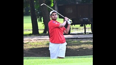 A golfer in action at the Chandigarh Golf League on Sunday. (Keshav Singh/HT) A golfer in action at the Chandigarh Golf League on Sunday. (Keshav Singh/HT)