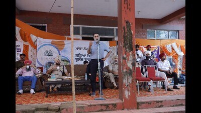Former state information commissioner Khushwant Singh addresses a gathering in Bullowal village of Hoshiapur on Sunday. Former state information commissioner Khushwant Singh addresses a gathering in Bullowal village of Hoshiapur on Sunday.