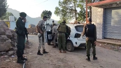 Security forces personnel in a joint search operation during an encounter with terrorists at Pathanateer area of Poonch, J&K on September 15. (PTI) Security forces personnel in a joint search operation during an encounter with terrorists at Pathanateer area of Poonch, J&K on September 15. (PTI)