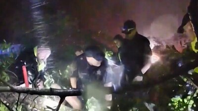 Louisiana woman pinned under tree during Hurricane Francine rescused in harrowing video (FOX Weather) Louisiana woman pinned under tree during Hurricane Francine rescused in harrowing video (FOX Weather)