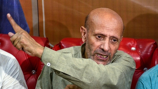 Member Parliament and Awami Ittehad Party (AIP) chief Sheikh Abdul Rashid, popularly known as Engineer Rashid, addresses a press conference ahead of Jammu and Kashmir Assembly elections, in Srinagar on September 12. (PTI)