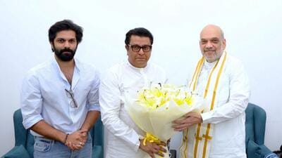 **EDS: IMAGE VIA @mnsadhikrut** New Delhi: Union Home Minister Amit Shah with Maharashtra Navnirman Sena (MNS) chief Raj Thackeray and the latter's son Amit Thackeray during a meeting, in New Delhi, Tuesday, March 19, 2024. (PTI Photo)(PTI03_19_2024_000109A) (PTI) **EDS: IMAGE VIA @mnsadhikrut** New Delhi: Union Home Minister Amit Shah with Maharashtra Navnirman Sena (MNS) chief Raj Thackeray and the latter's son Amit Thackeray during a meeting, in New Delhi, Tuesday, March 19, 2024. (PTI Photo)(PTI03_19_2024_000109A) (PTI)